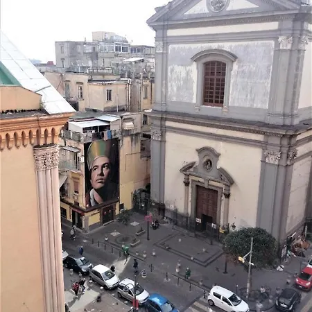 לינה וארוחת בוקר Symposion נאפולי