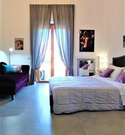 B&B Symposion 나폴리